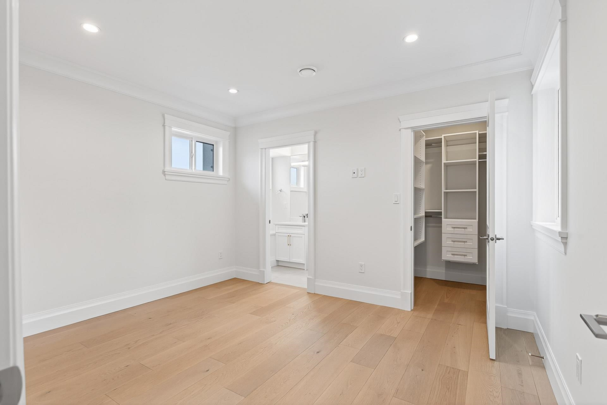 Basement Recreation Room Photo of 9977 Sullivan Street, Burnaby, BC