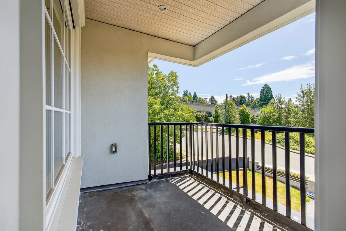 Powder Room Photo of 9977 Sullivan Street, Burnaby, BC