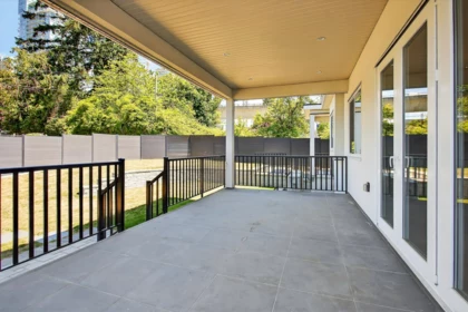 Hallway Photo of 9977 Sullivan Street, Burnaby, BC