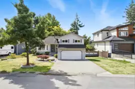 MLS R3035480
