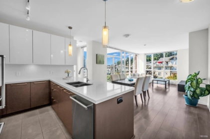 305 271 Francis Way, New Westminster, BC, New Westminster — Apartment/Condo for sale