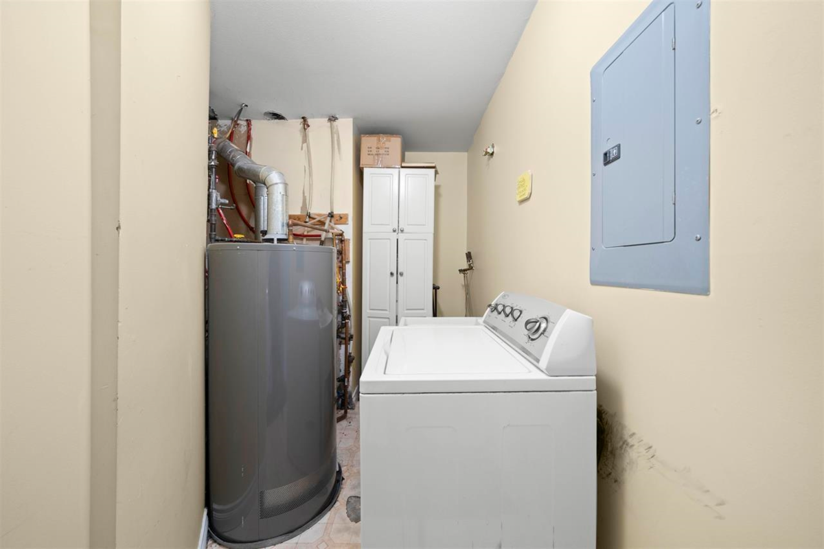 Garage Interior Photo of 31533 Homestead Crescent, Abbotsford, BC