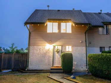 26886 32 Avenue, Langley, BC, Langley — Townhouse for sale