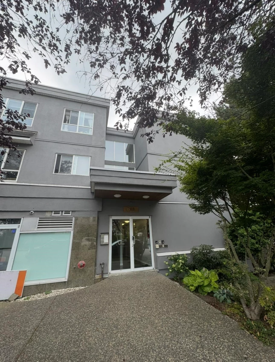 Exterior Front Photo of 302 688 E 56th Avenue, Vancouver, BC