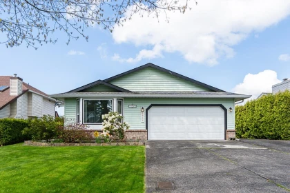 5949 169 Street, Surrey, BC, Surrey — Single Family Residence for sale