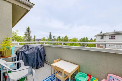Basement Recreation Room Photo of 412 12125 75a Avenue, Surrey, BC