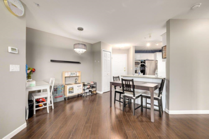 Breakfast Nook Photo of 412 12125 75a Avenue, Surrey, BC