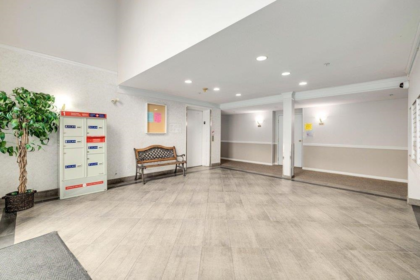 Mudroom Photo of 412 12125 75a Avenue, Surrey, BC