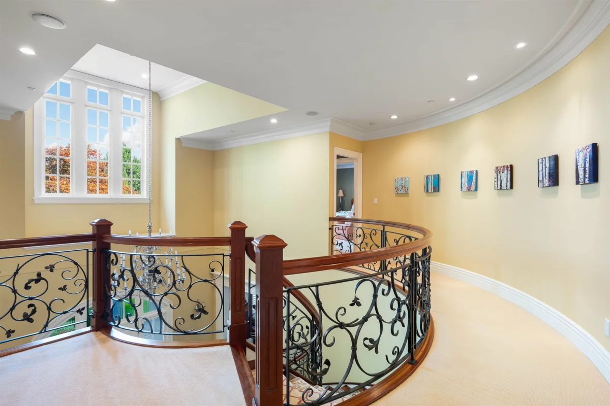 Hallway Photo of 3937 Osler Street, Vancouver, BC