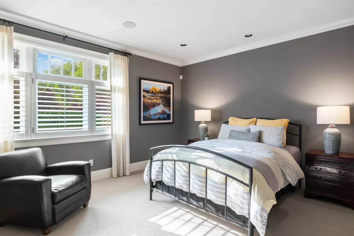 Hot Tub / Spa Photo of 3937 Osler Street, Vancouver, BC