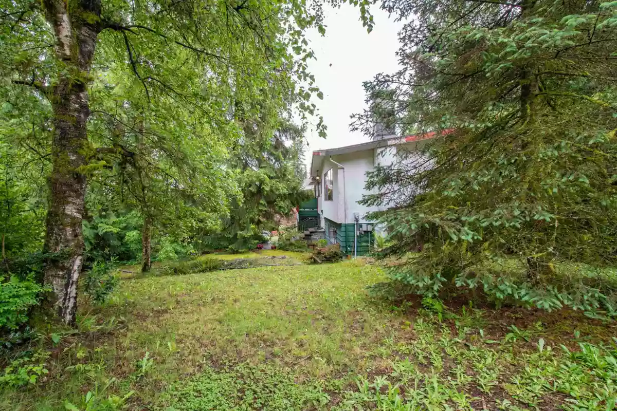 Garage Interior Photo of 3875 Regent Avenue, North Vancouver, BC
