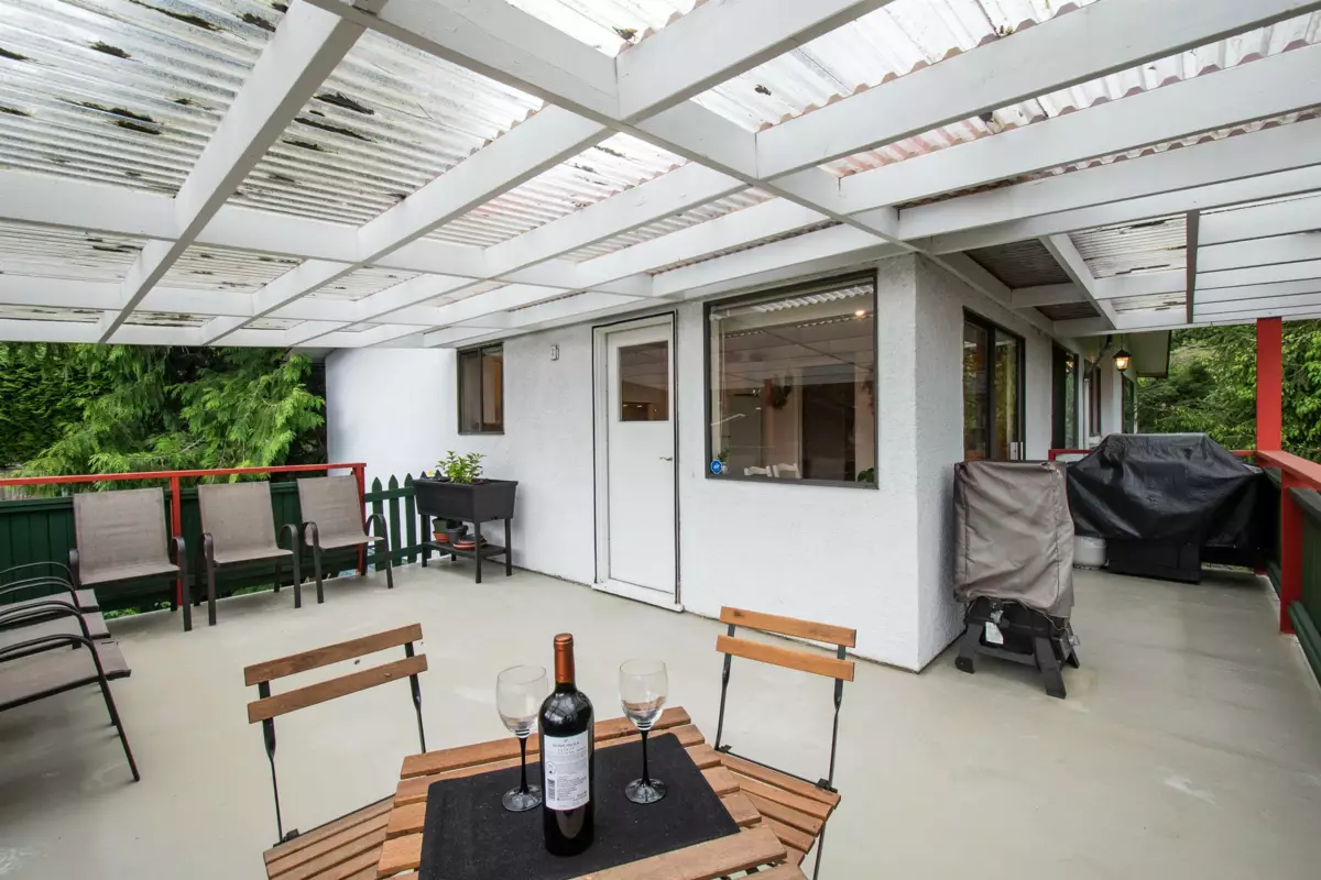 Primary Bathroom Photo of 3875 Regent Avenue, North Vancouver, BC