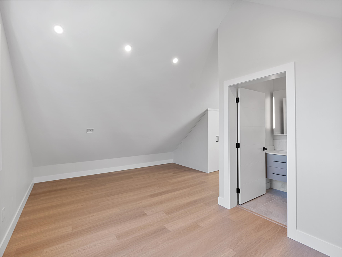 Powder Room Photo of 4041 St. Catherines Street, Vancouver, BC