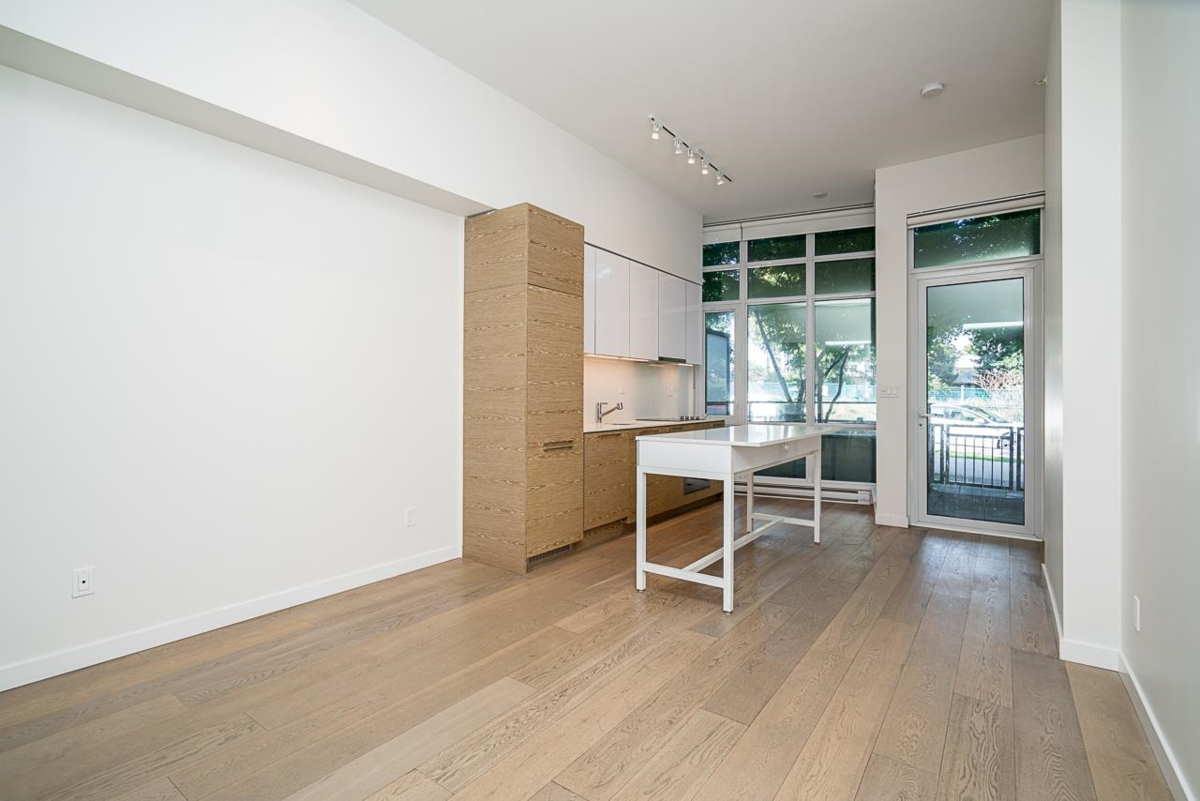 Primary Bathroom Photo of TH 107 13438 Central Avenue, Surrey, BC