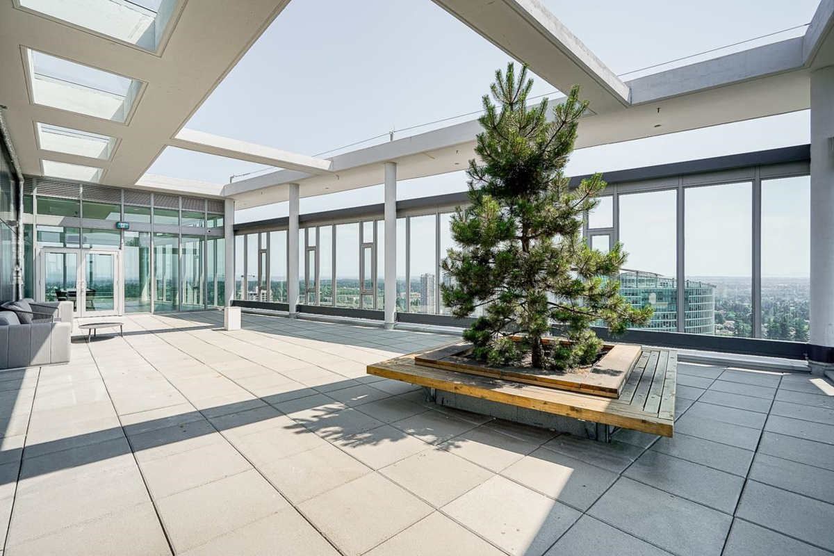 Swimming Pool Photo of TH 107 13438 Central Avenue, Surrey, BC