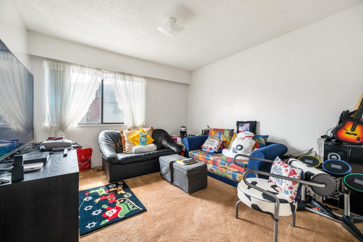Dining Area Photo of 10613 Yarmish Drive, Richmond, BC