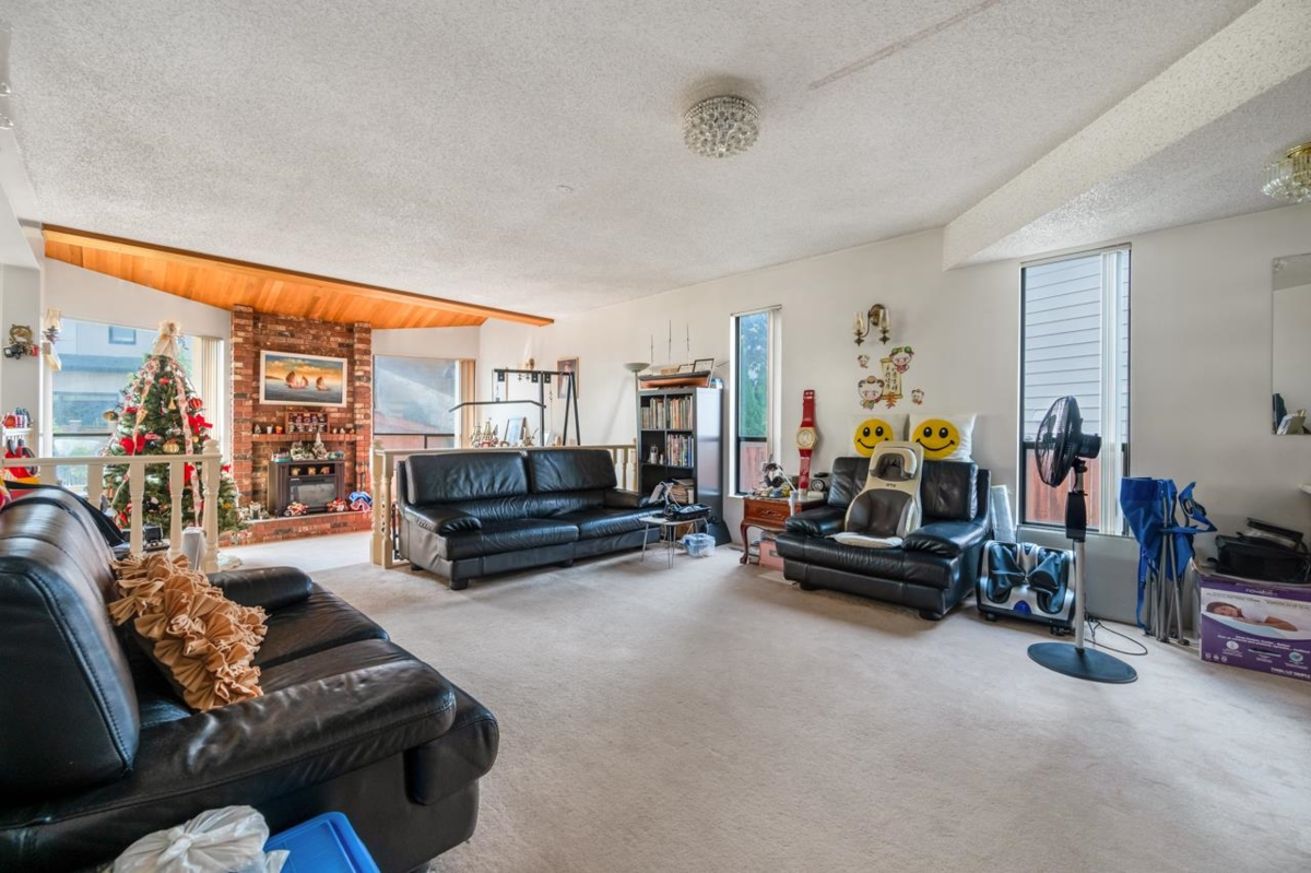 Guest Bathroom Photo of 10613 Yarmish Drive, Richmond, BC
