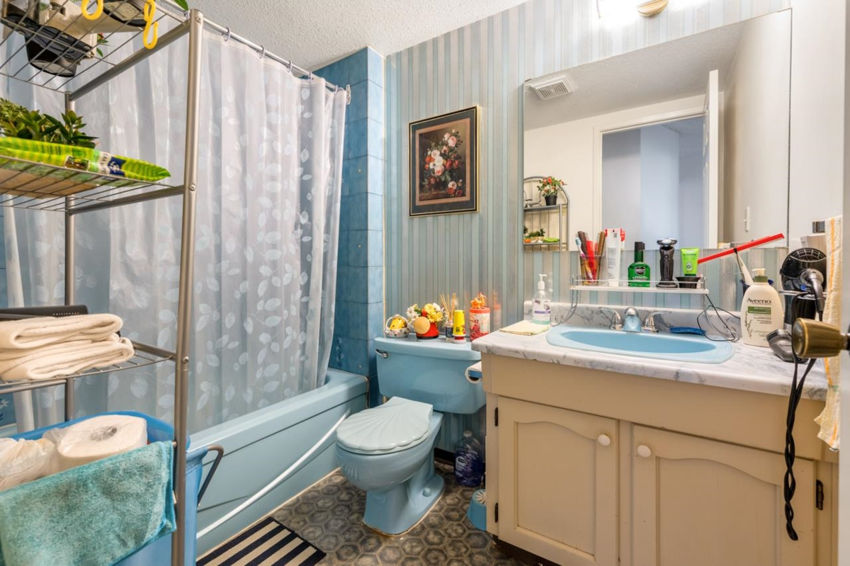 Laundry Room Photo of 10613 Yarmish Drive, Richmond, BC