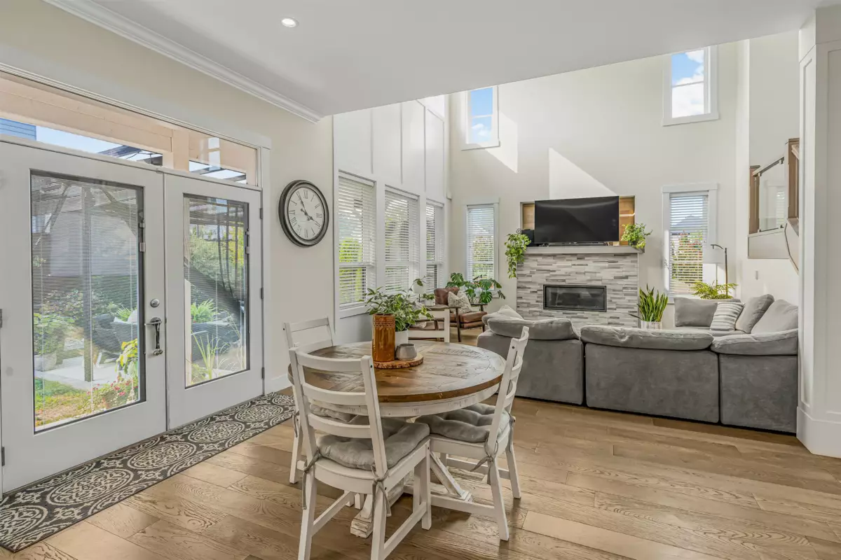 Dining Area Photo of 8435 Mctaggart Street, Mission, BC