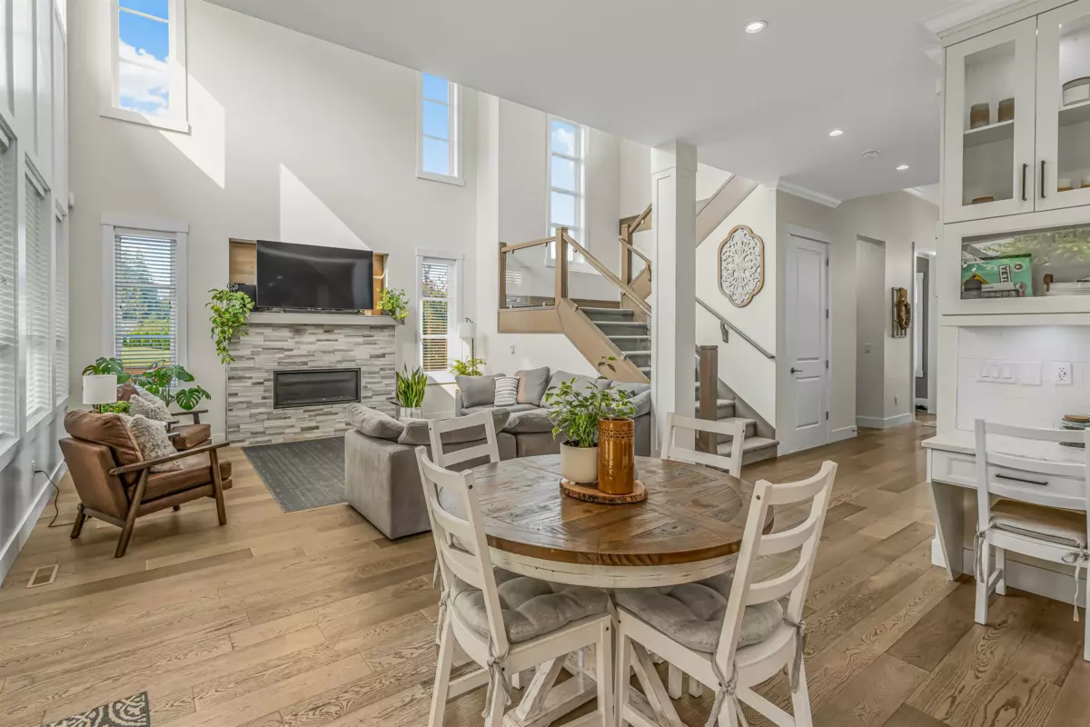 Family Room Photo of 8435 Mctaggart Street, Mission, BC