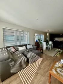 306 1673 Lloyd Avenue, North Vancouver, BC, North Vancouver — Apartment/Condo for sale