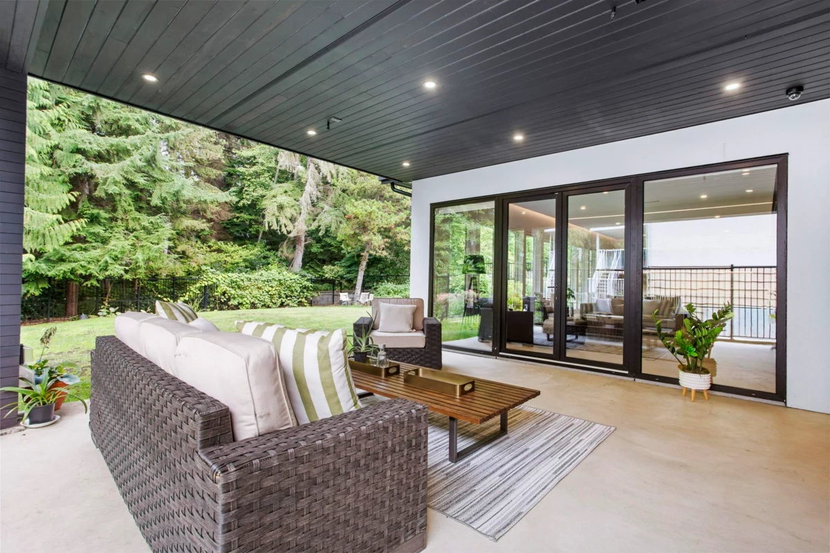 Mudroom Photo of 5197 Sonora Drive, North Vancouver, BC