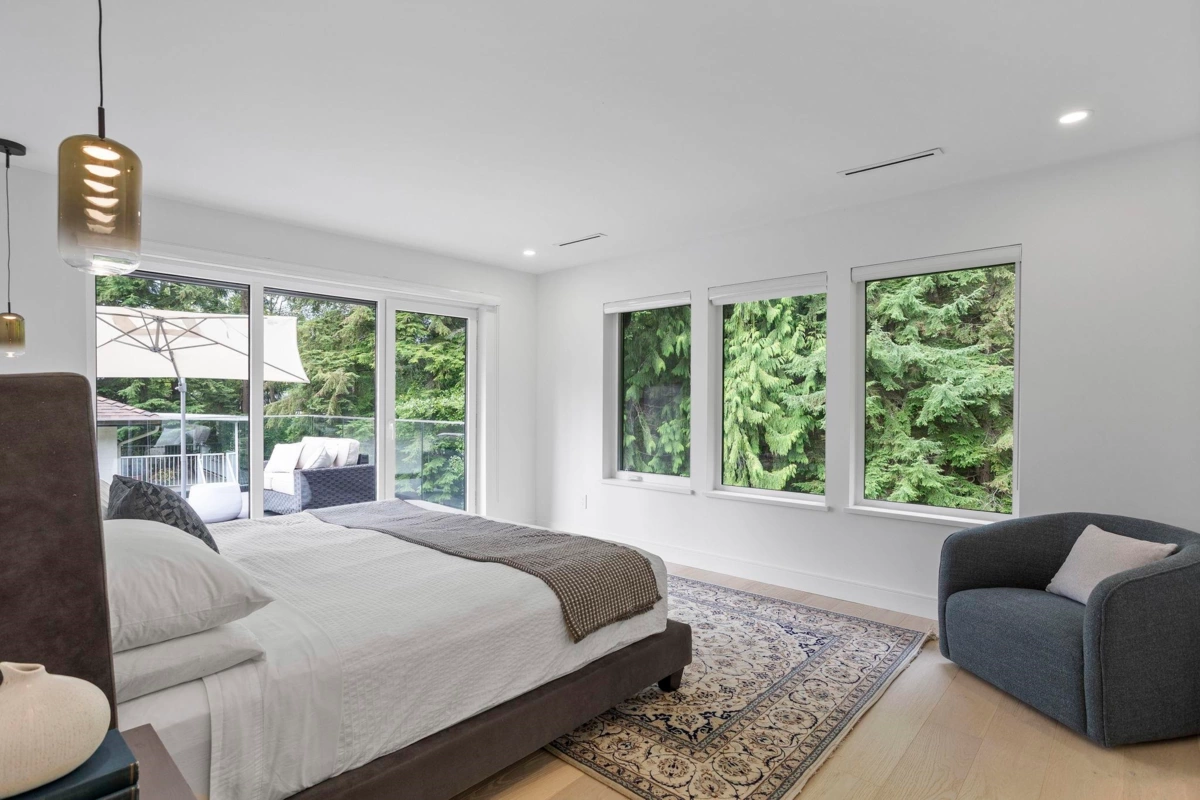 Powder Room Photo of 5197 Sonora Drive, North Vancouver, BC