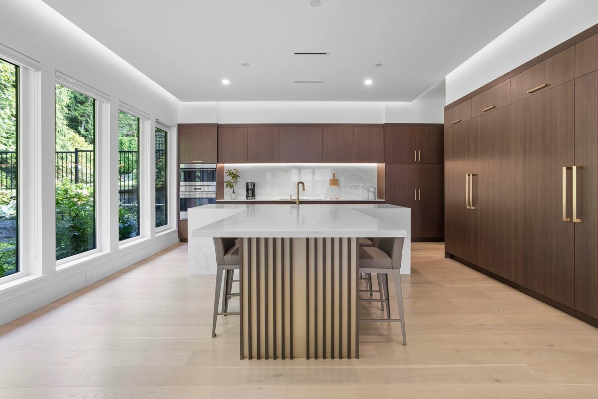 Primary Bathroom Photo of 5197 Sonora Drive, North Vancouver, BC