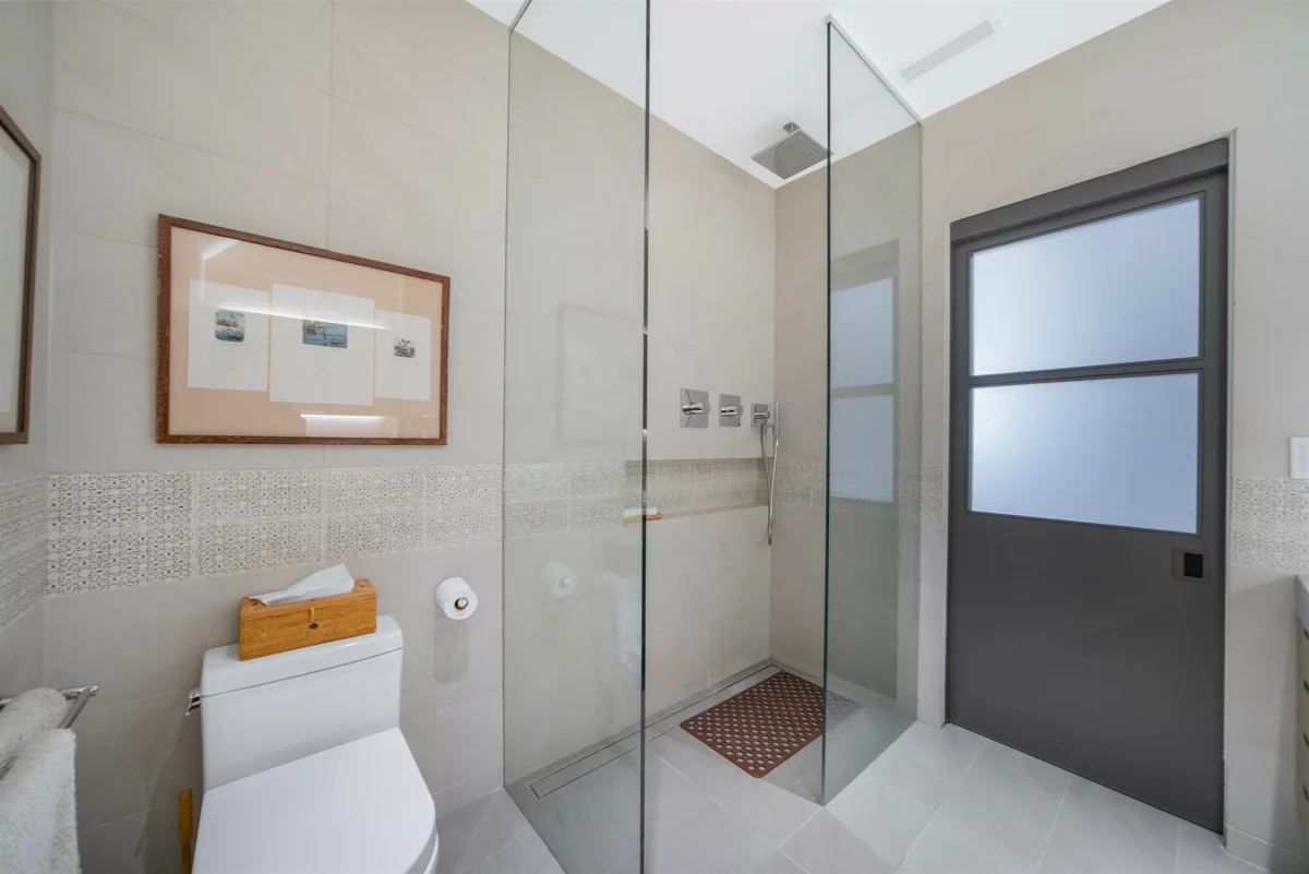 Entry Foyer Photo of 1501 Atlas Lane, Vancouver, BC