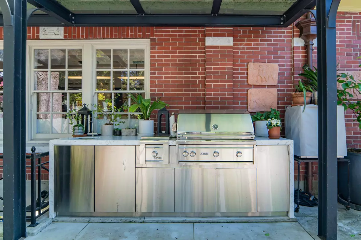 Front Yard Photo of 1501 Atlas Lane, Vancouver, BC