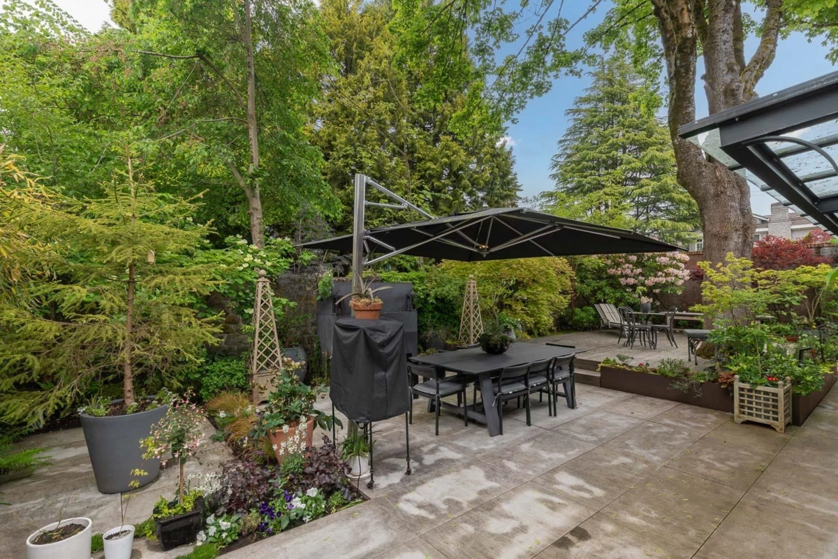 Hot Tub / Spa Photo of 1501 Atlas Lane, Vancouver, BC