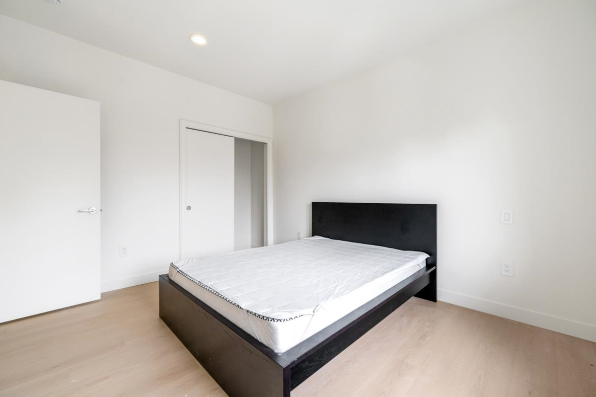 Front Yard Photo of 6173 Aubrey Street, Burnaby, BC