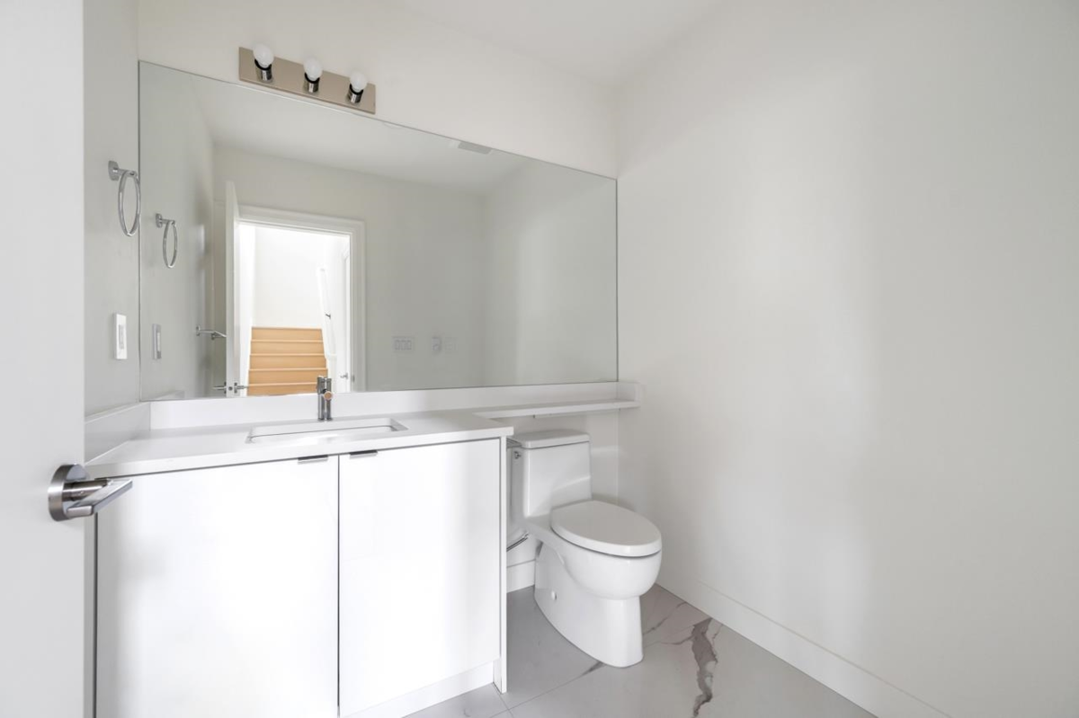 Outdoor Patio Photo of 6173 Aubrey Street, Burnaby, BC