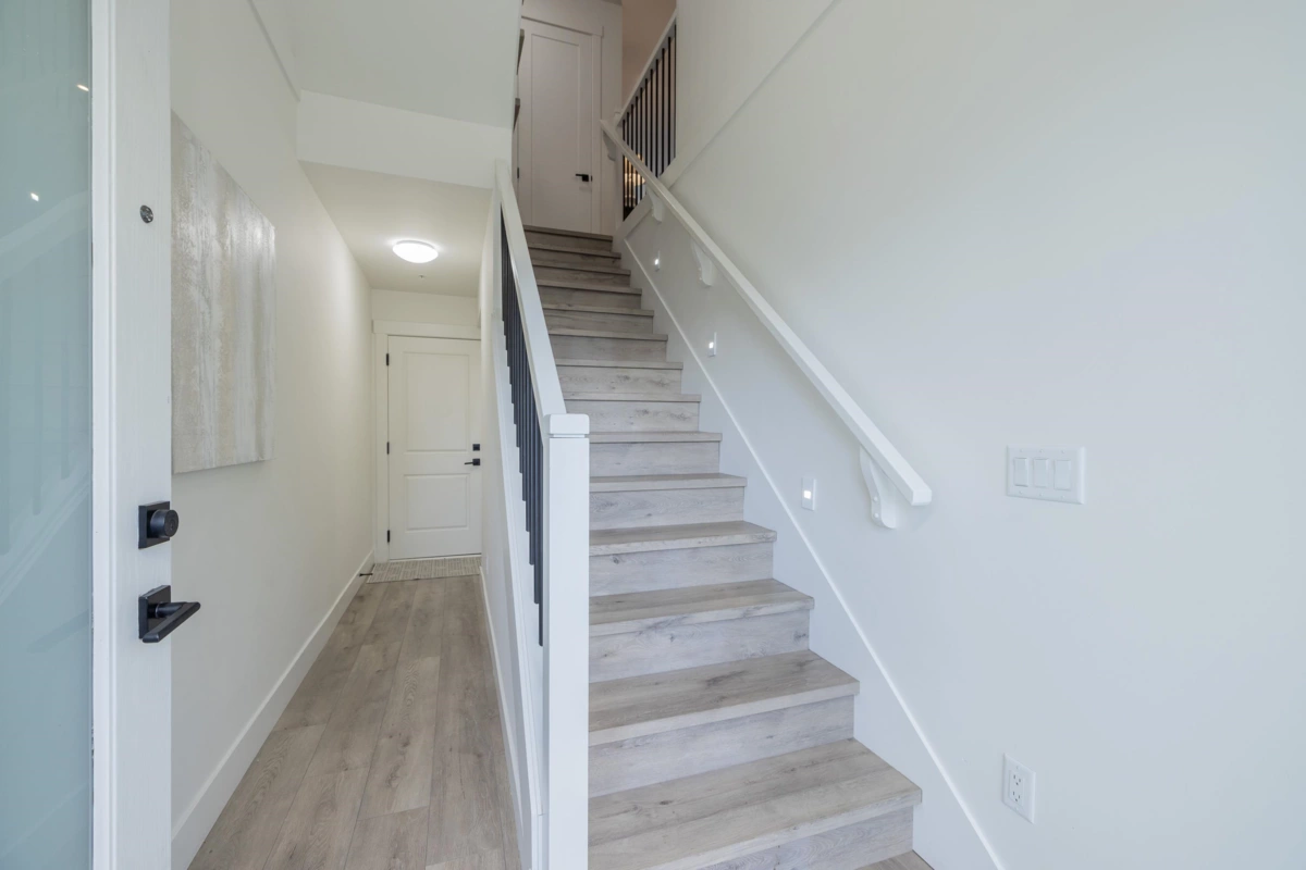 Hot Tub / Spa Photo of 8 22334 48 Avenue, Langley, BC