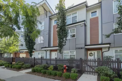 8 22334 48 Avenue, Langley, BC, Langley — Townhouse for sale