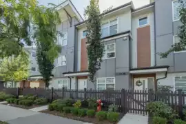 8 22334 48 Avenue, Langley, BC