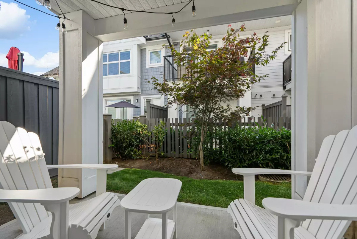 Backyard Photo of 19 21688 52 Avenue, Langley, BC