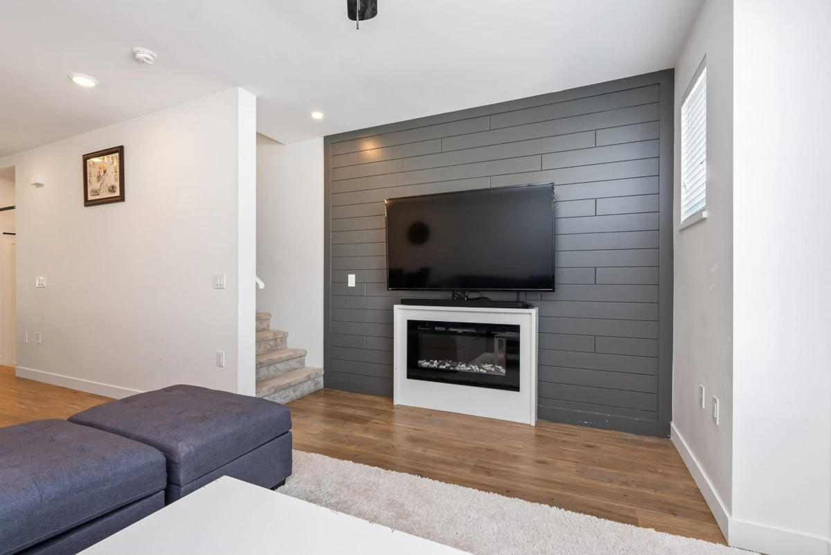 Bedroom 3 Photo of 19 21688 52 Avenue, Langley, BC