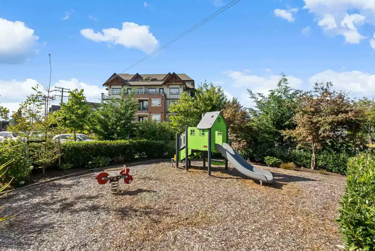 Outdoor Kitchen Photo of 19 21688 52 Avenue, Langley, BC