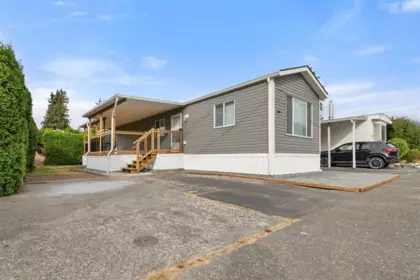 100 6338 Vedder Road, Chilliwack, BC, Chilliwack — Manufactured Home for sale