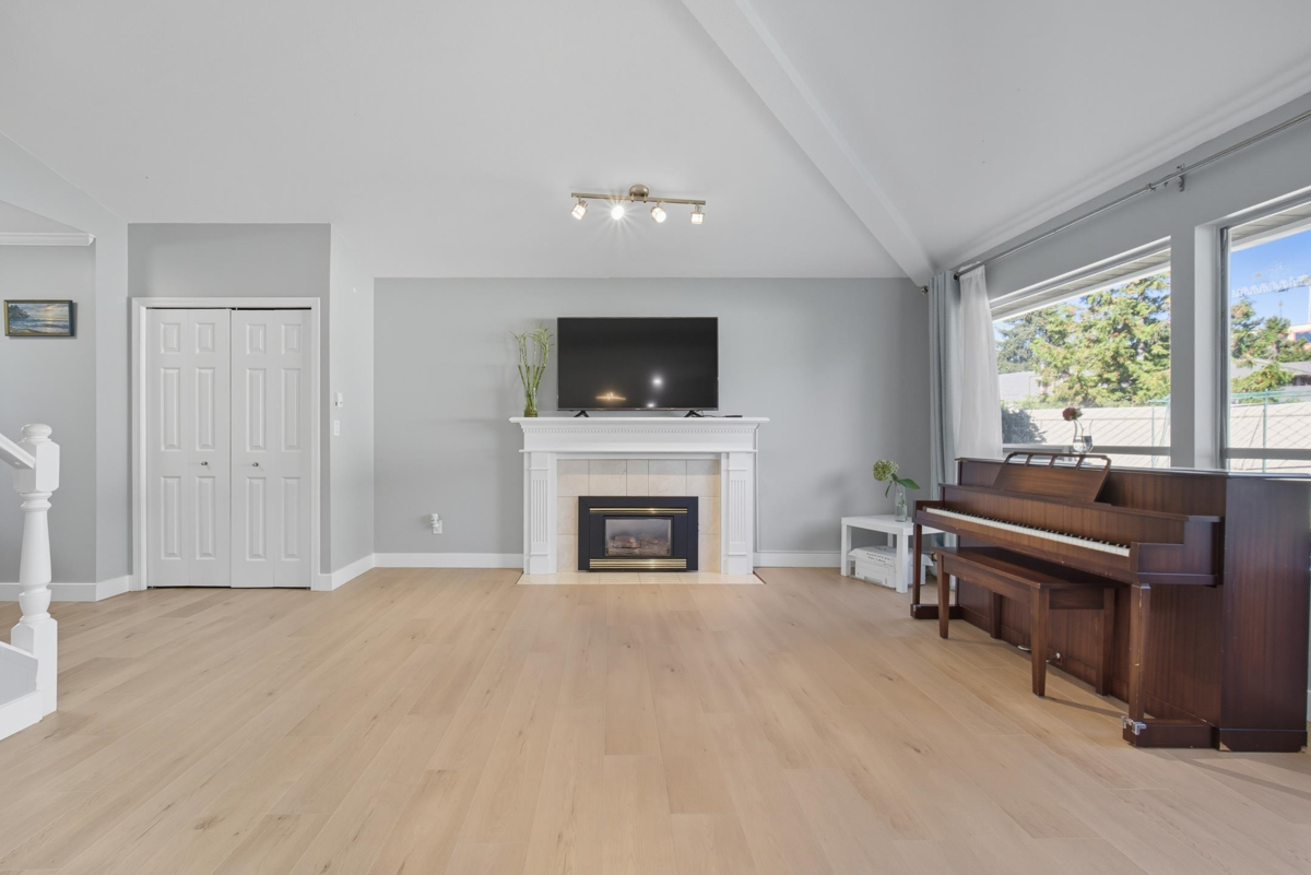 Bedroom 3 Photo of 118 15121 19 Avenue, Surrey, BC
