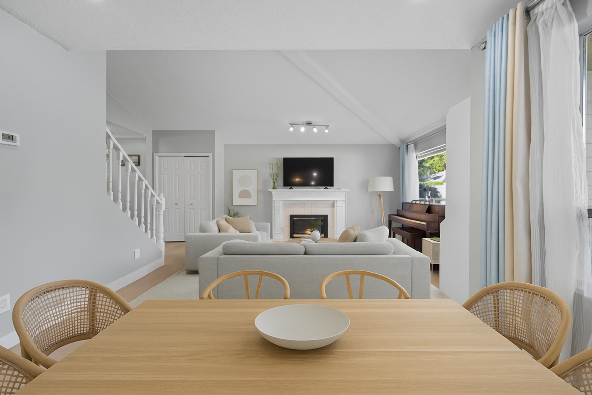 Kitchen Island Photo of 118 15121 19 Avenue, Surrey, BC