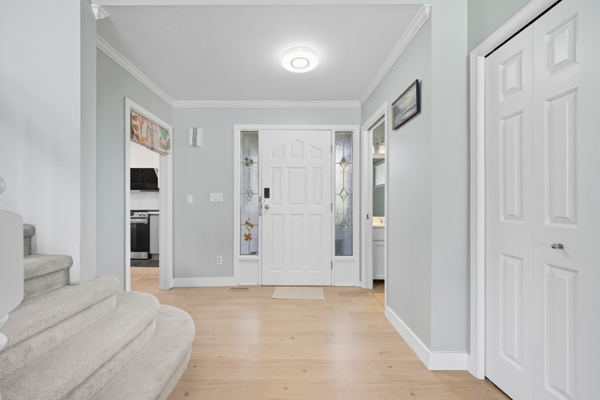 Pantry Photo of 118 15121 19 Avenue, Surrey, BC