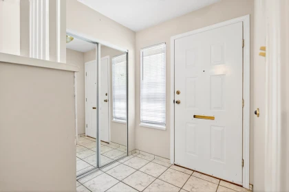902 Robinson Street, Coquitlam, BC, Coquitlam — Half Duplex for sale