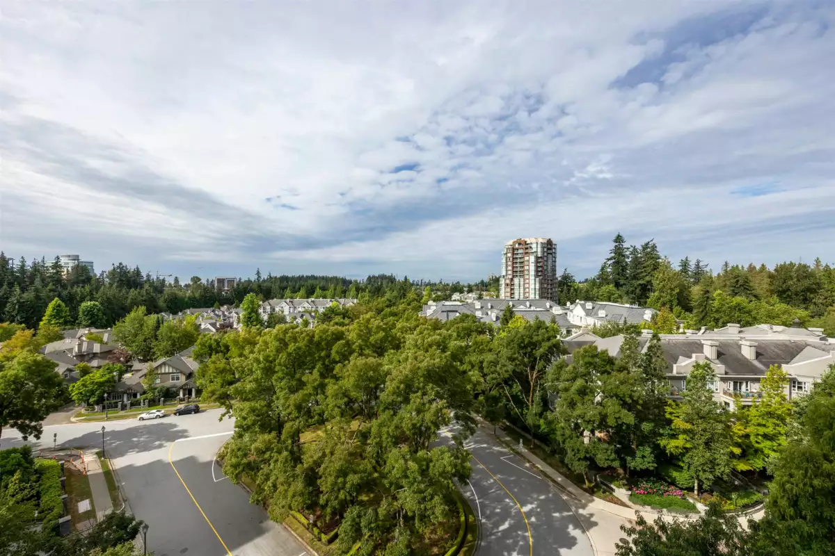 Basement Recreation Room Photo of 1001 5639 Hampton Place, Vancouver, BC
