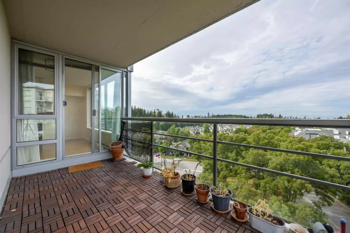 Dining Area Photo of 1001 5639 Hampton Place, Vancouver, BC