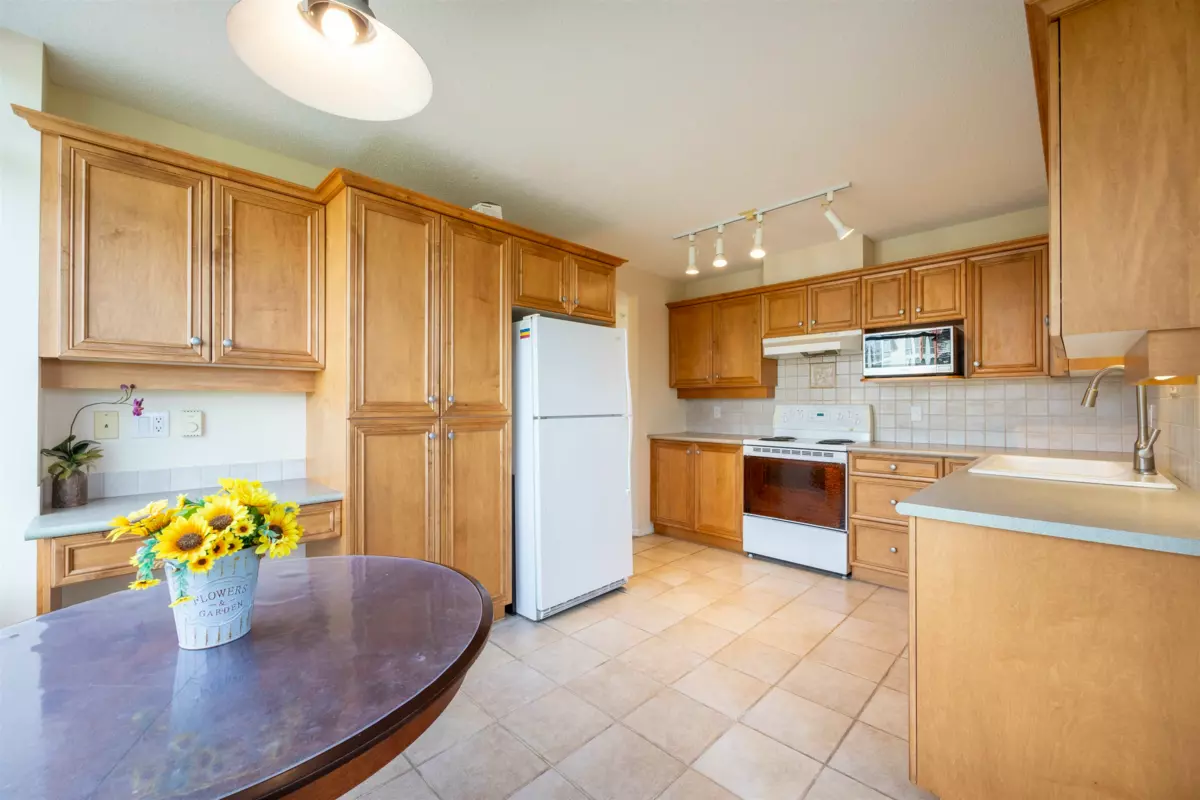 Exterior Rear Photo of 1001 5639 Hampton Place, Vancouver, BC