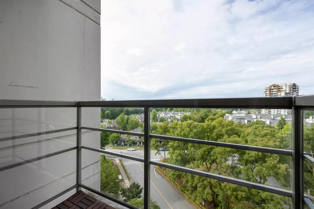 Powder Room Photo of 1001 5639 Hampton Place, Vancouver, BC
