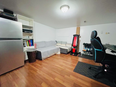 Office / Den Photo of 1038 Seventh Avenue, New Westminster, BC