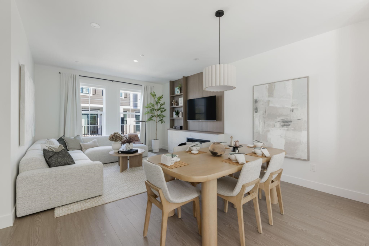 Dining Area Photo of 28 20650 78 Avenue, Langley, BC